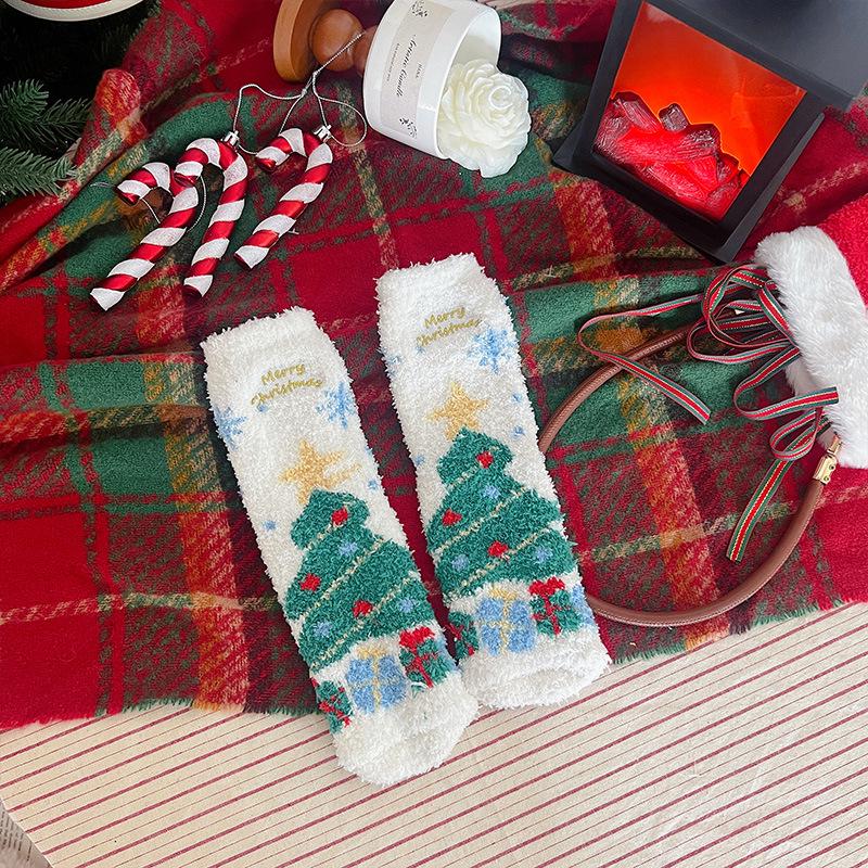 Coral Fleece Christmas Socks: Women's Warm Cartoon Mid-Calf Holiday Sleep Socks