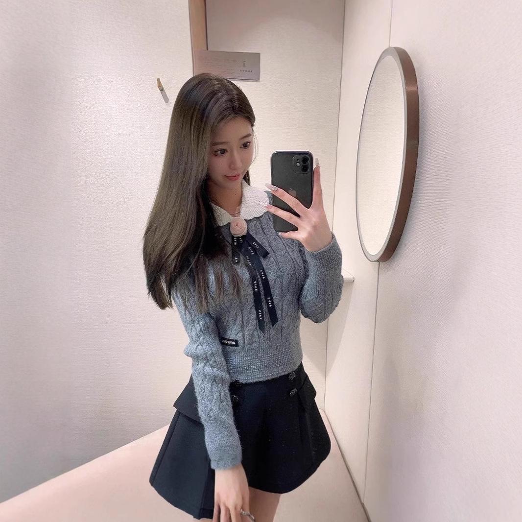 

Женский топ тонкой вязки с корейским бантом на лацкане, приталенный, осень/зима 2024 One Size серый