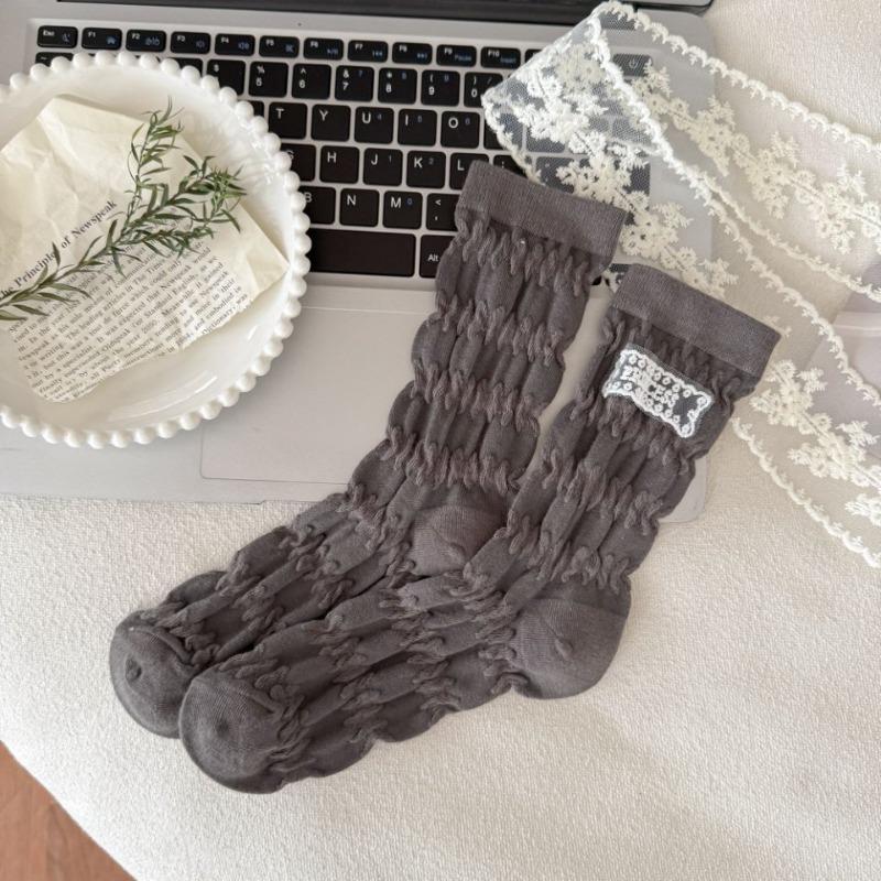 Lace Fabric Label Pleated Bubble Mid-calf Socks, Women's Three-dimensional Trendy Socks, College Style Pile Socks