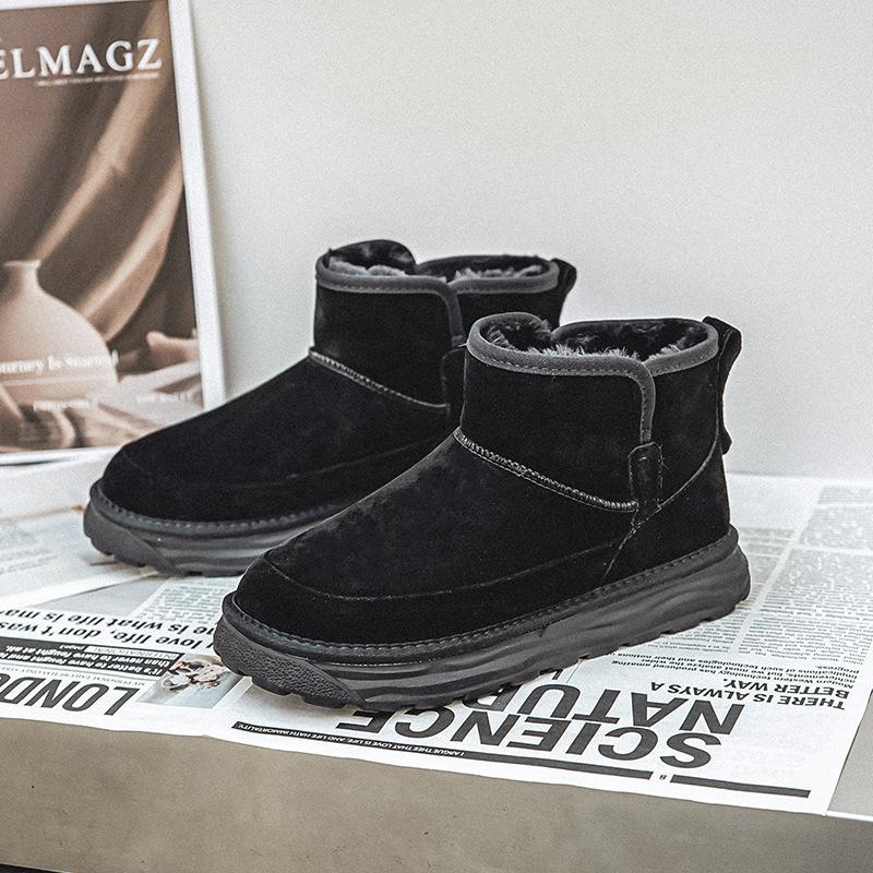 Men's snow boots free of laces, foot cover, integrated fur, winter velvet warm cotton boots thickened medium help leisure