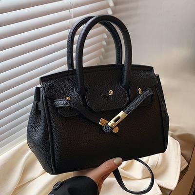 Bag Women's New Shoulder Messenger Bag Fashionable Versatile Handbag