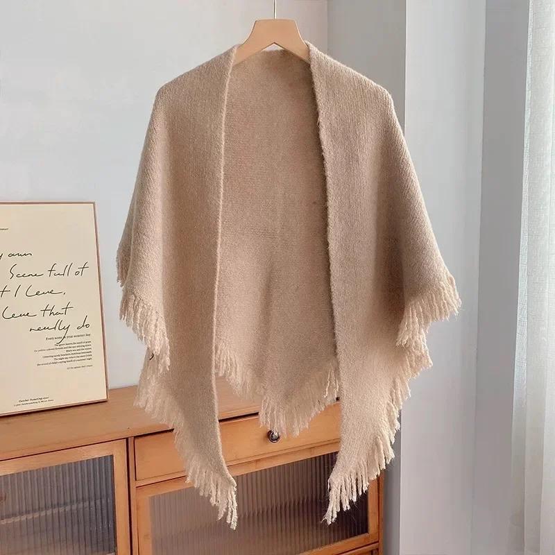 Elegant Versatile Warm Wool-Blend Fringed Triangle Scarf Korean Style Ins Motorcycle Helmet Style Neck Warmer Accessory