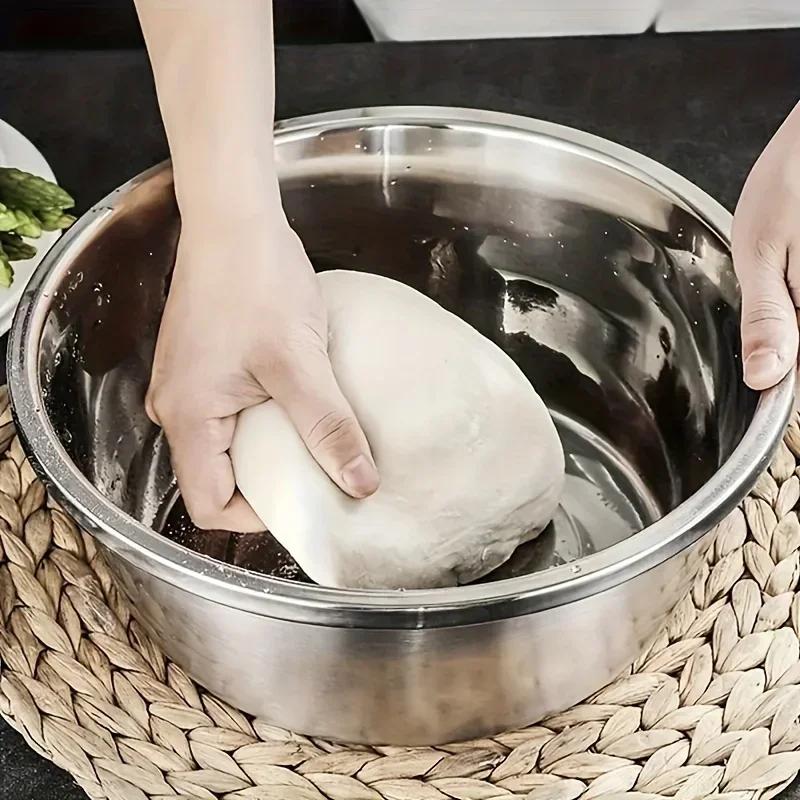 3 Piece Stainless Steel Mixing Bowl Set with Multifunctional Strainer for Fruit Veg Wash Slice