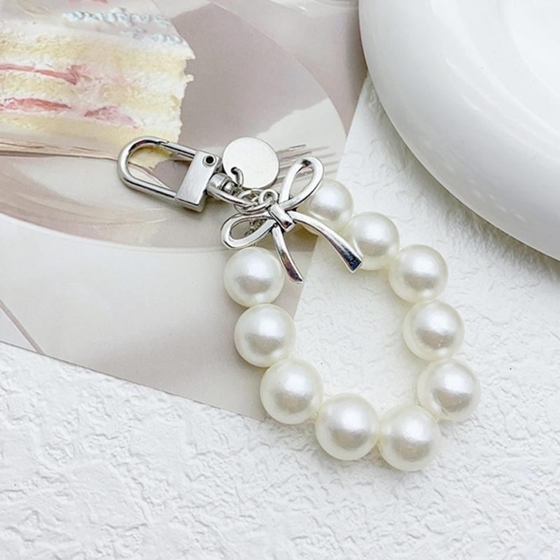 Bowknot Shaped Keychain Pendant Pearls Beaded Butterfly Knot Key Chain Fashionable Bow Ornament for Phones and Bag