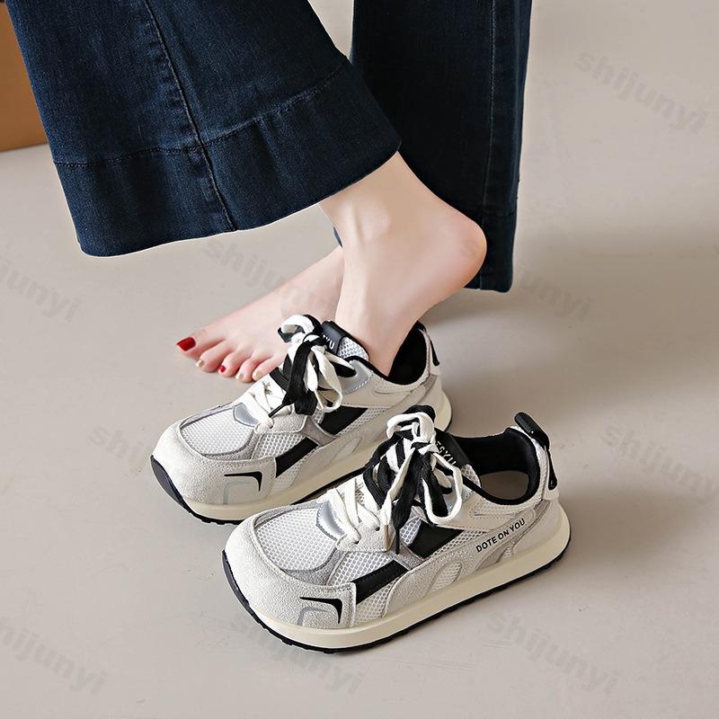 Fashion Women Casual Sports Shoes 2025 Autumn Comfortable Breathable Outdoor Running Shoe Thick Soled Lace Up Fashion Vulcanized Shoes