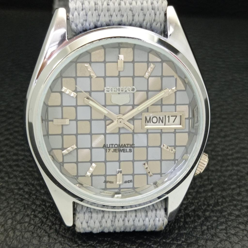 VINTAGE REFURBISHED SEIKO 5 AUTOMATIC JAPAN MENS GREY COLOR DIAL WATCH a440413-4 Sk-a440413