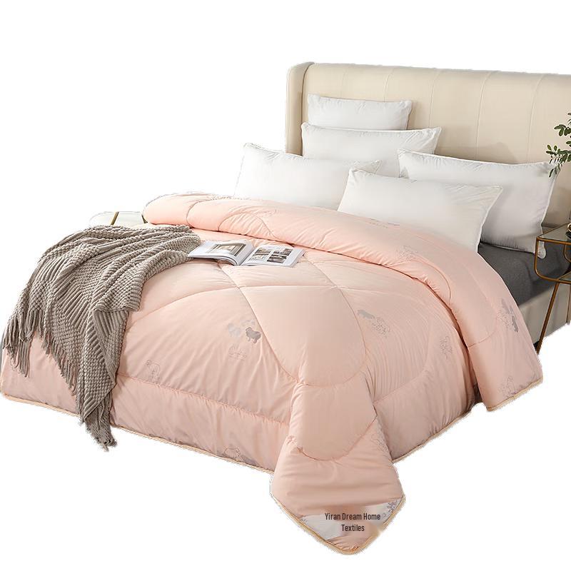 

Yumengjiaju YB8-080 All-Season Polyester Quilt 200cm*230cm