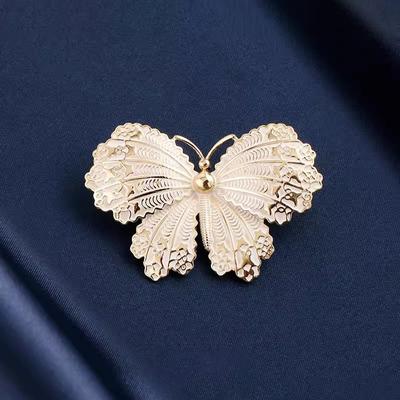 New Fashion Butterfly Brooch High-end Temperament Insect Brooch Light Luxury Niche Pin Suit Accessories