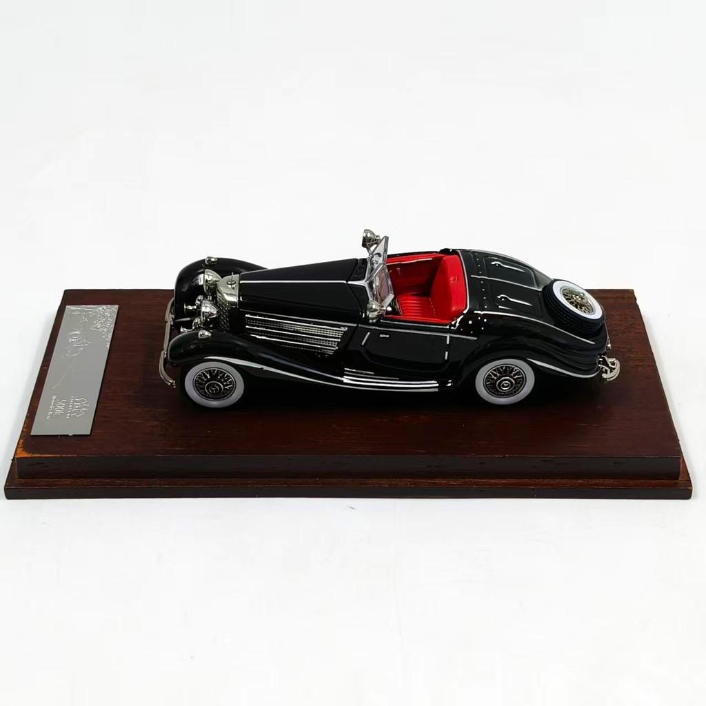 Diecast Liberty 1:64 Scale Benz 500K Alloy Car Model