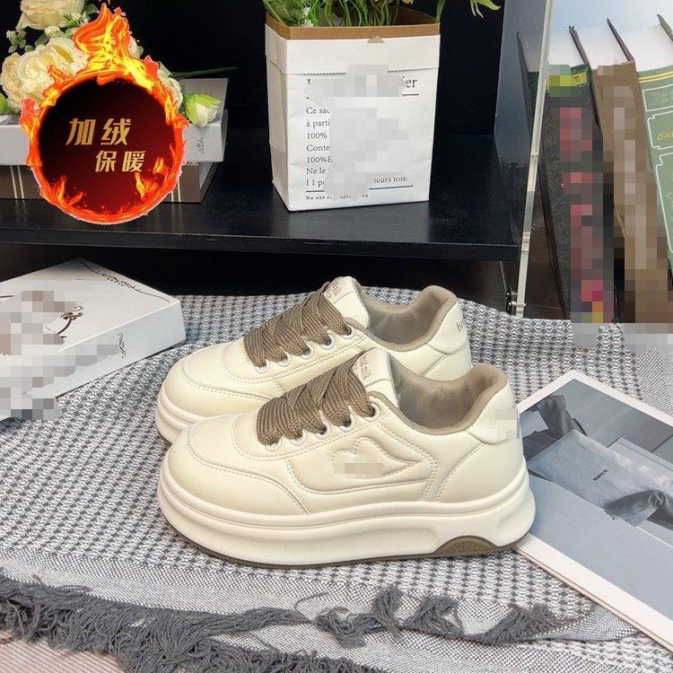 Dicke Sohle dicke Sohle Nischen-Board-Schuhe Neue lässige Sports-Samt-Baumwollschuhe für Herbst und Winter