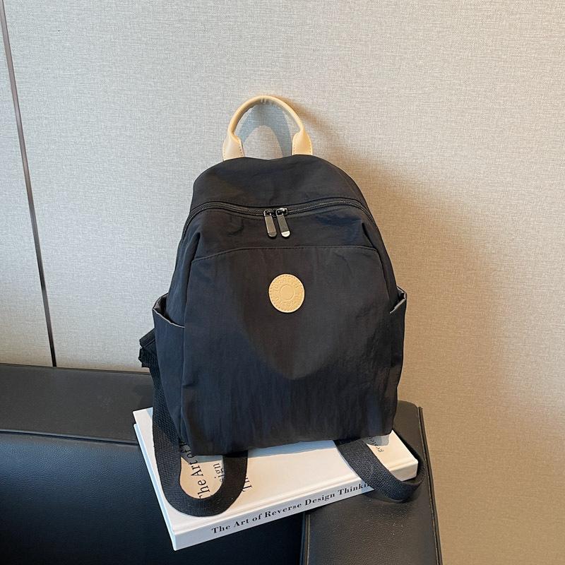 Backpack Women's Travel Light Small Backpack New Work Commuter Bag College Student Versatile School Bag