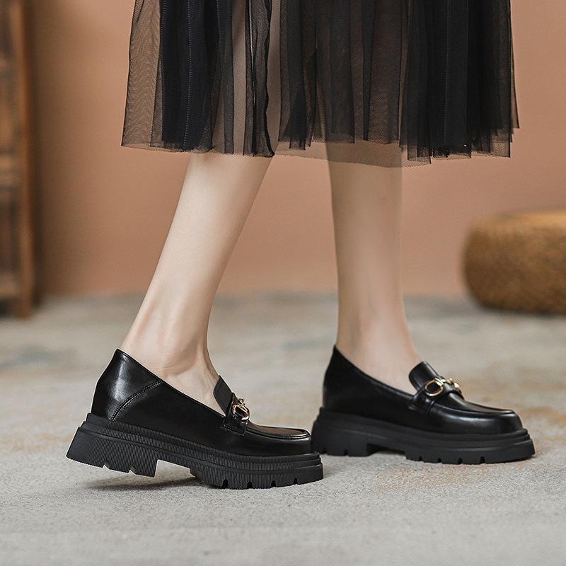 

Универсальные британские маленькие кожаные туфли для женской весны и осени, новые, на толстой подошве, с внутренней высотой, черные, с юбкой, для маленького человека 39 чёрный