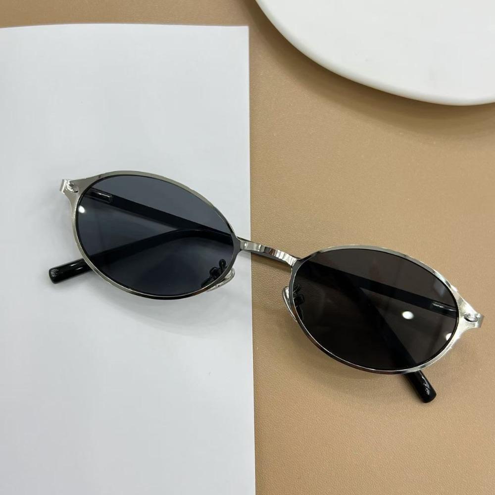 Retro Anti-blue Eyeglasses Spicy Girl Blocking Glasses Party Metal Oval Glasses  Lady