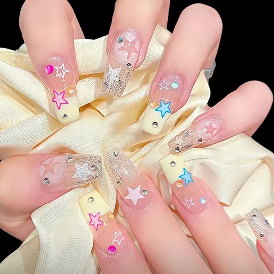 French Star Long-Lasting Sparkle Manicure: 24 Detachable Cute Nails