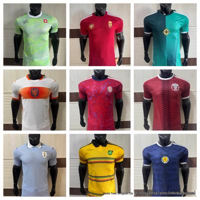 Oberteile – T-Shirts