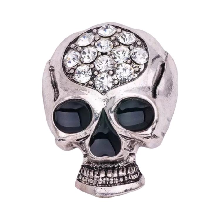 Stylish Skull Brooch Sturdy Alloy Gothic Jewelry for Women Detailed Designs Secure Pin Daily Party Gift