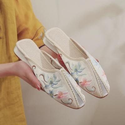 [Qingshan] 2024 Frühling im chinesischen Stil Damenschuhe mit weicher Sohle und Stickerei im Retro-Stil