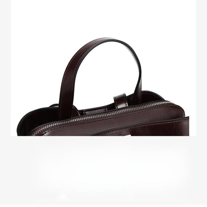 Top-grain Cowhide Hand-held Travel Bag Genuine Leather Large-capacity Simple Commuting Bag Retro Cowhide Backpack