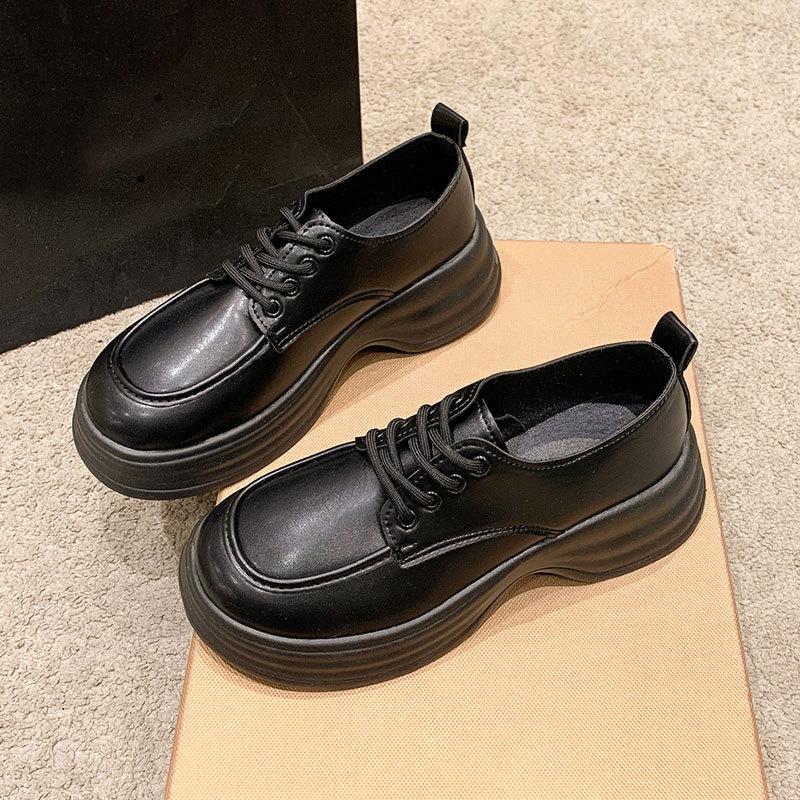 

Маленькие кожаные туфли на шнуровке женские лоферы в британском стиле 2025 новые универсальные милые и крутые туфли Мэри Джейн на платформе с увеличением высоты jk shoes 40 матовый черный