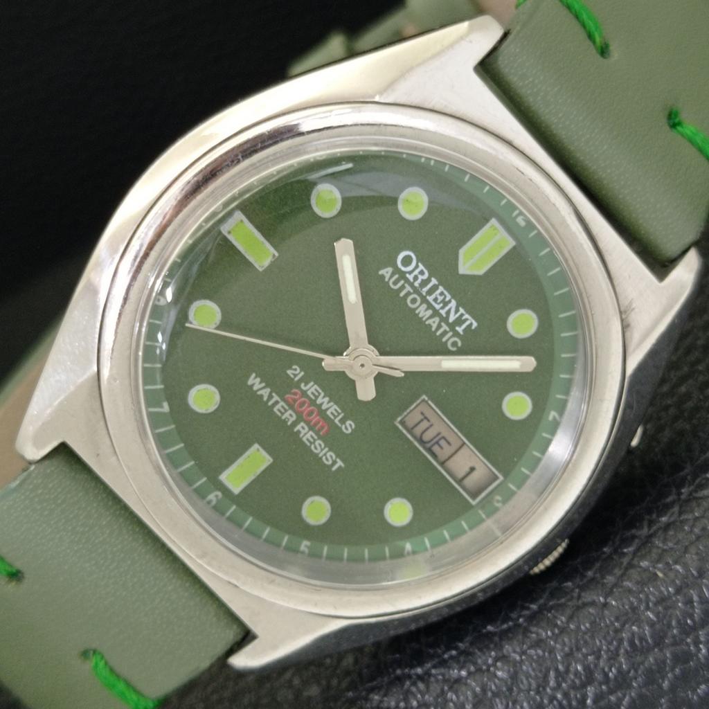 

ВИНТАЖНЫЕ МУЖСКИЕ ЧАСЫ ORIENT AUTOMATIC 46941 ЯПОНИЯ С ЗЕЛЕНЫМ ЦВЕТОМ ЦИФЕРБЛАТА a700615-5 R204-a700615