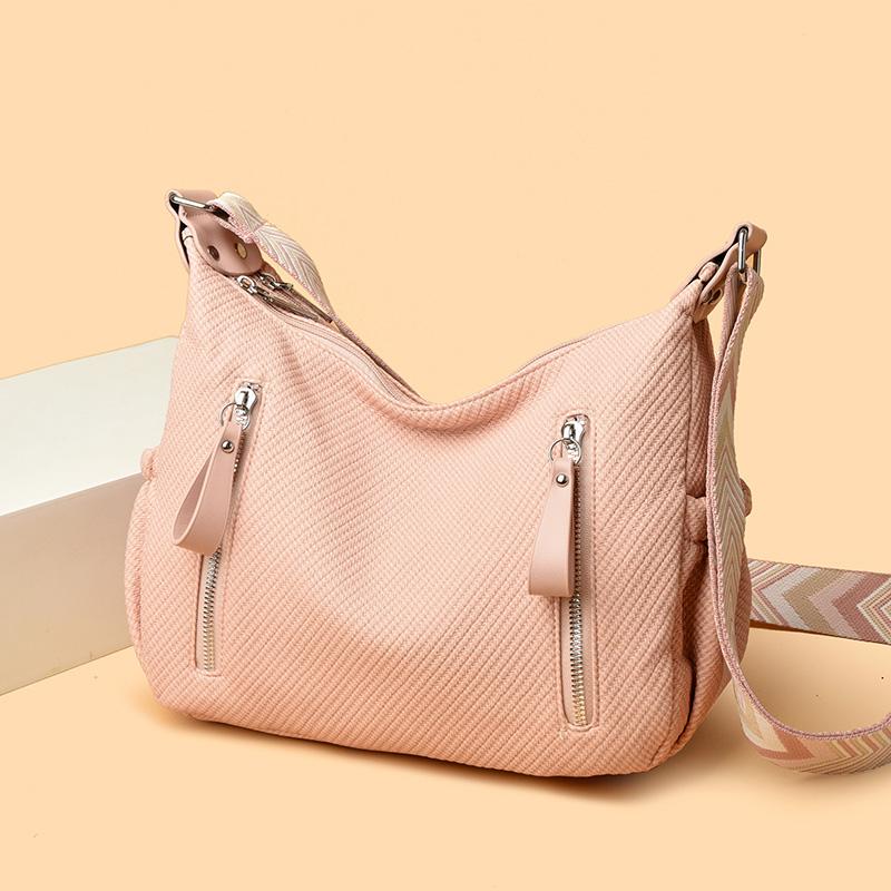 Women's Large Capacity Commuter Crossbody Bag Mother Shoulder Bag