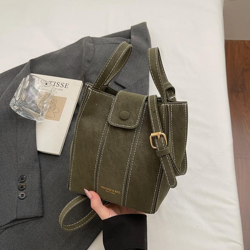 

Maillard Green Soft Faux Leather Crossbody Bag With Flap For Women Casual Daily Shopping Satchel