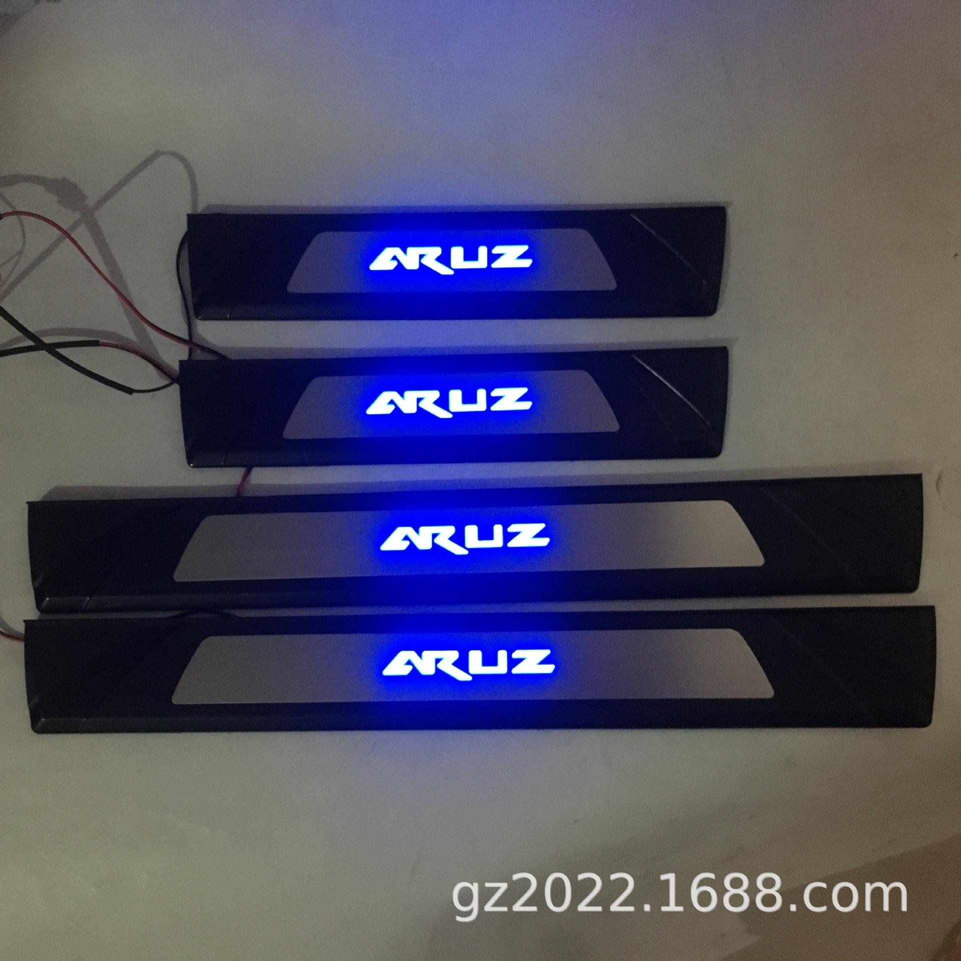 

Светодиодные накладки на пороги для Perodua Aruz (модификация)