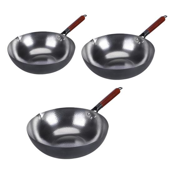 Forged Iron Wok Pan Non-Stick Fish Scale Skillet Pot Even Heating Ergonomic Handle Cooking Pot for Frying Stewing Steaming