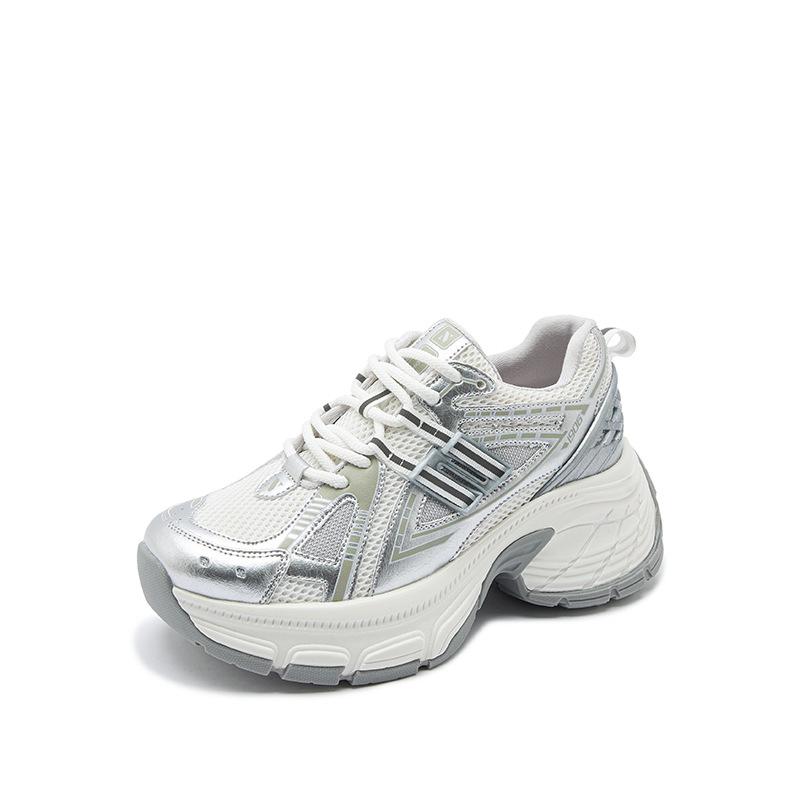 Inner heightening platform retro dad shoes women's 2025 spring new sports shoes casual shoes German training shoes Forrest Gump shoes women