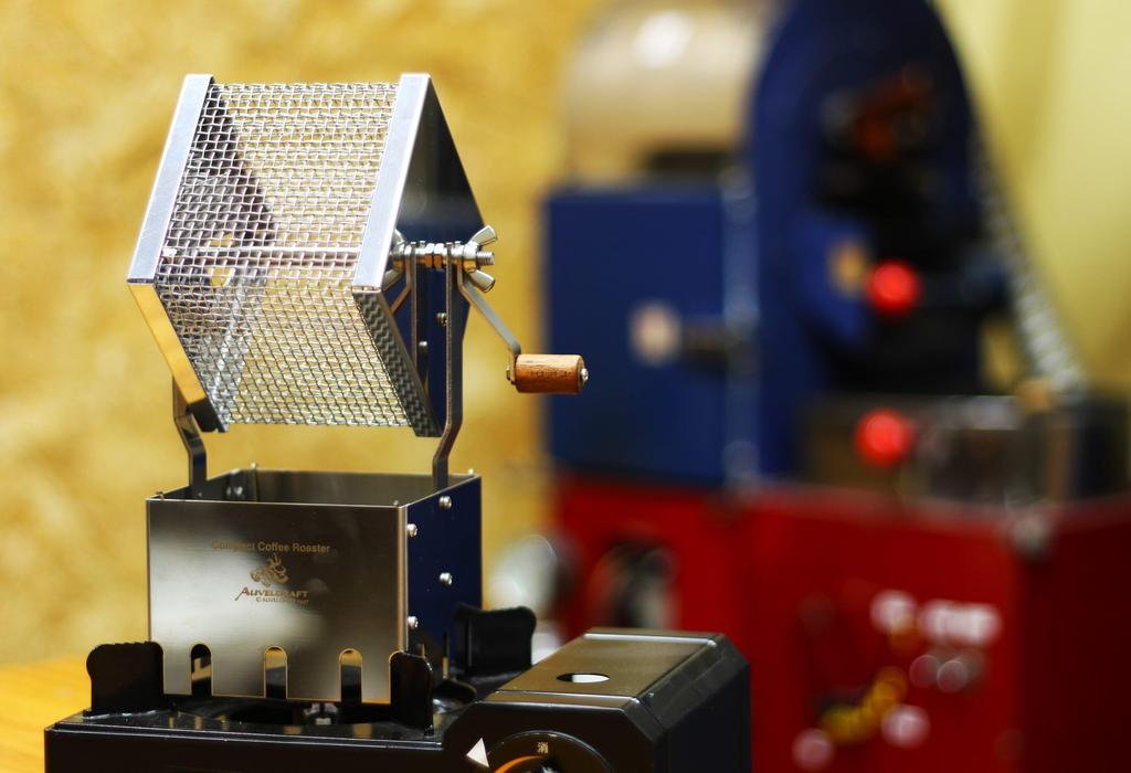 Far Red Coffee Roasting Roasting Coffee Direct Hand Authentic Coffee Roasting At Made In Tsubame Sanjo Stainless Steel Household Direct Fire Coffee