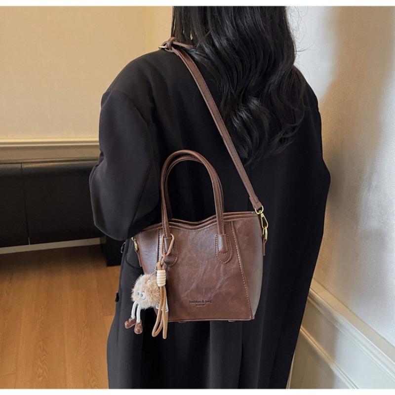 Retro small bag women's autumn and winter versatile new shoulder messenger bag popular casual bucket bag