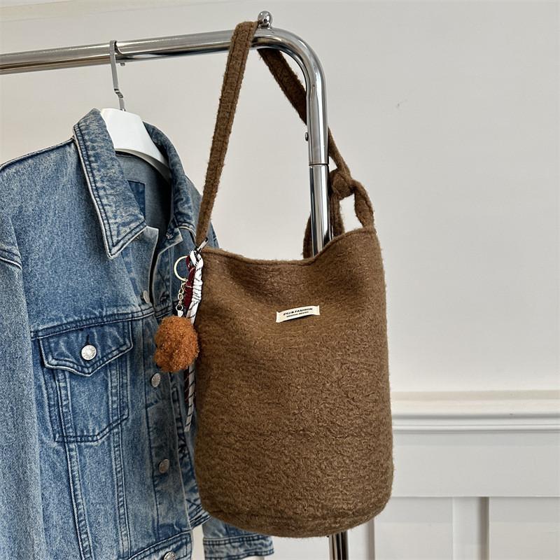 

Stylish Gray Red Brown Bucket Bag Large Capacity Casual Tote Fashionable Korean Ins Shoulder Bag Without Pendant коричневий