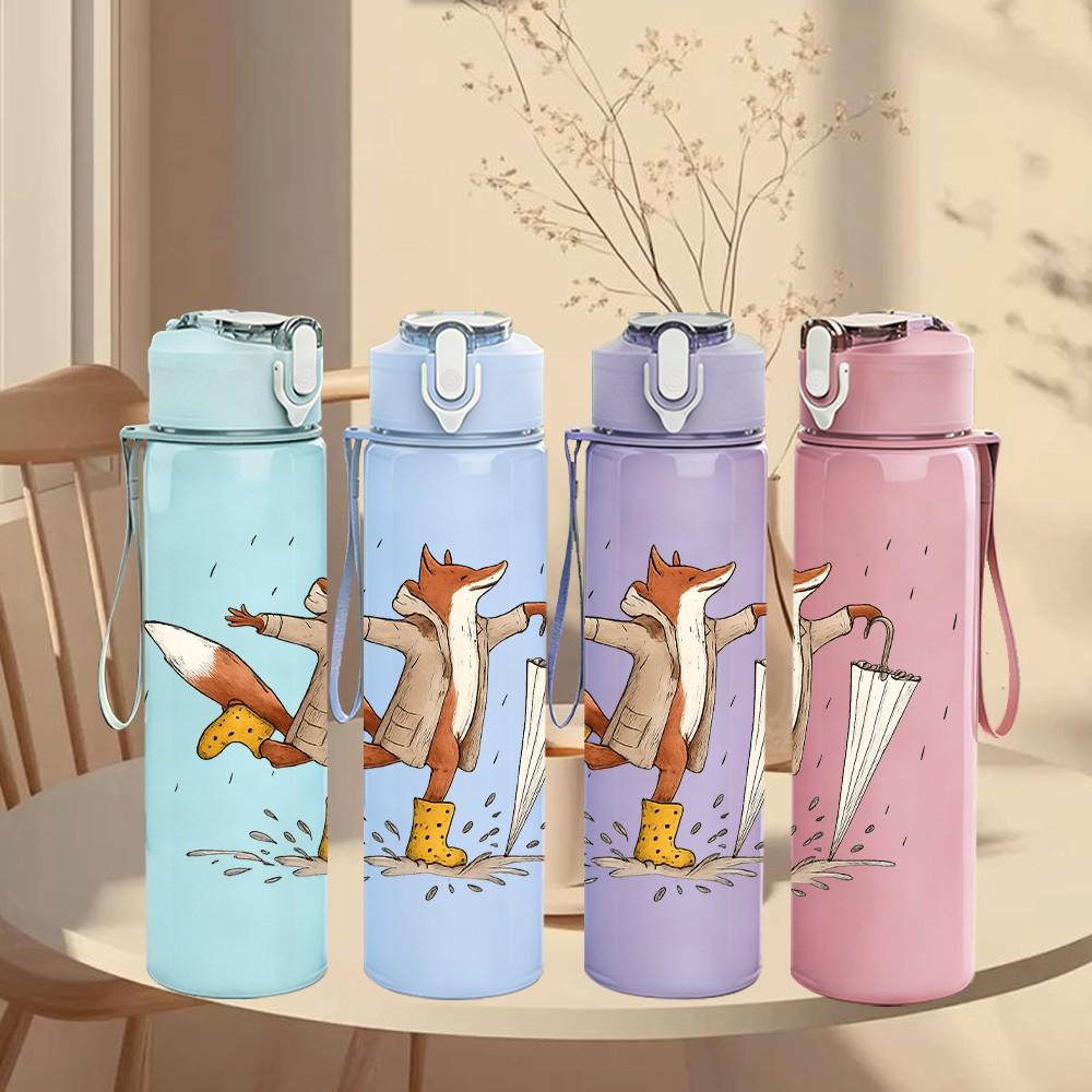 1PC Duck Splashing Water Cartoon 750ml Color Plastic Sports Water Bottle Leakproof Flip Straw Lid Suitable for Sports Office Home Use