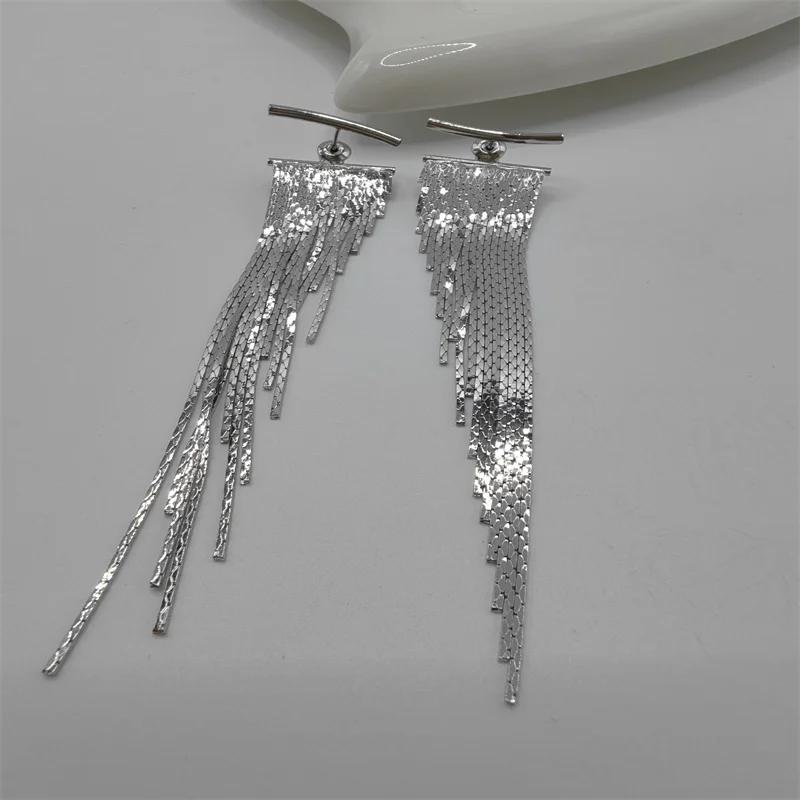 High-end Light Luxury Women's Earrings Fashion Trend Long Tassel Niche Design Oblique Wave Party Luxury