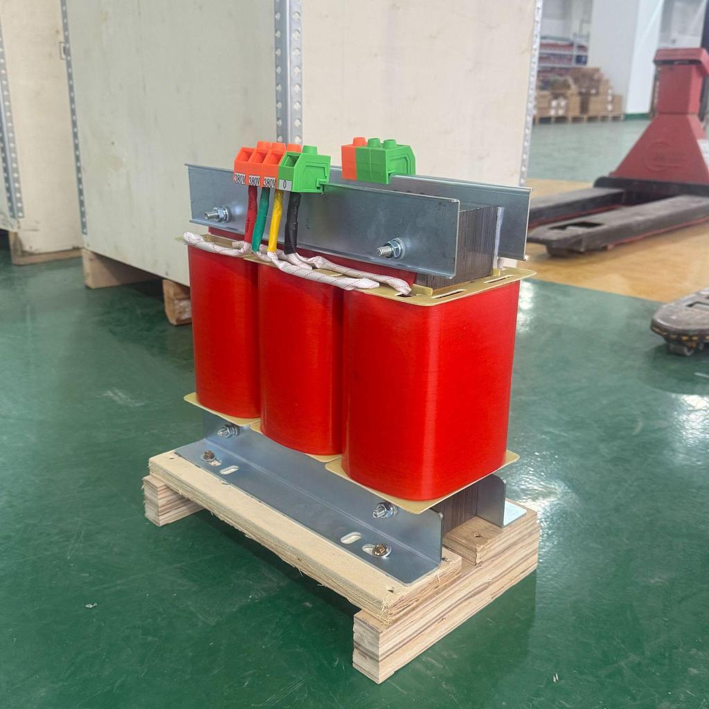 5KW/10KW Three-Phase Dry-Type Isolation Transformer (380V to 220/200/208/415/480V)