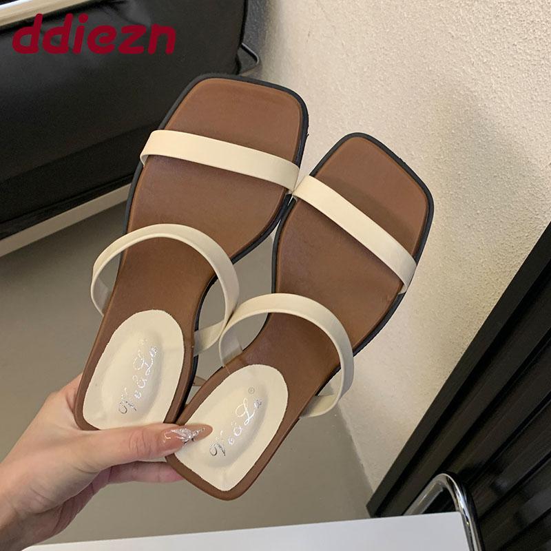 Fashion Female Summer Beach Slides Women Flats Slippers Shoes Sandals Fashion Thick Soled Footwear Ladies Slippers Shoes