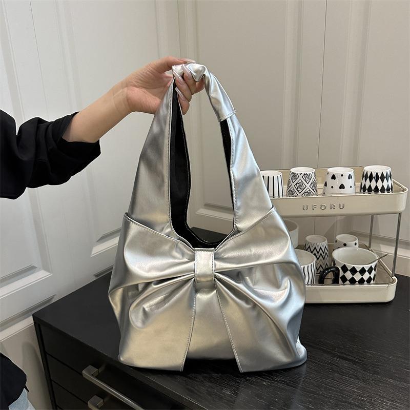 Korean version of beautiful exquisite bow bag women's fashion denim commuting large capacity trend foreign style shoulder bag