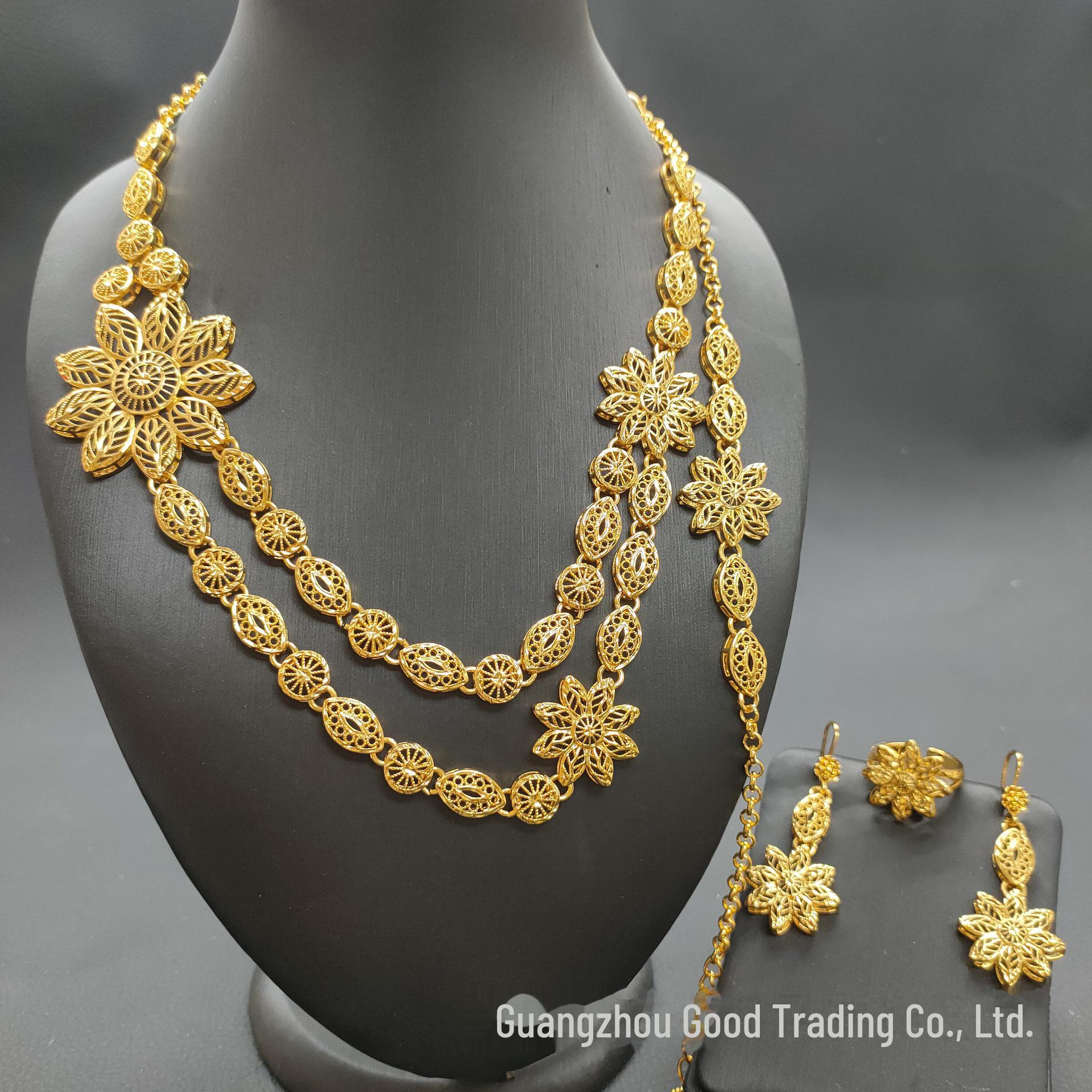 

Комплект африканских украшений Dubai Bride с позолотой 24 карата: Ожерелье, браслет, серьги и кольцо