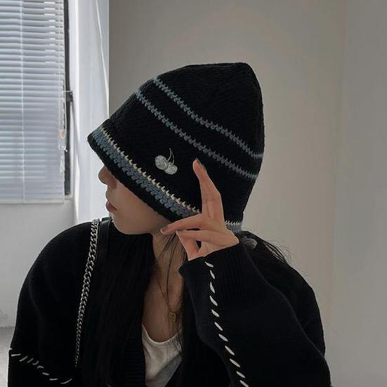 Women Bucket Hat Contrast Color Cherry Anti Deformation Windproof Autumn Winter Ear Protection Dome Fisherman Hat Outdoor Wear