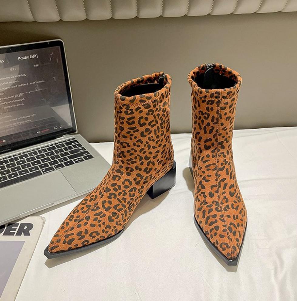 Pointed Toe Women's Ankle Boots Fashion Suede Luxury Heeled Shoes Woman New Winter Boots 2025 Designer Dress Sexy Mujer Botas