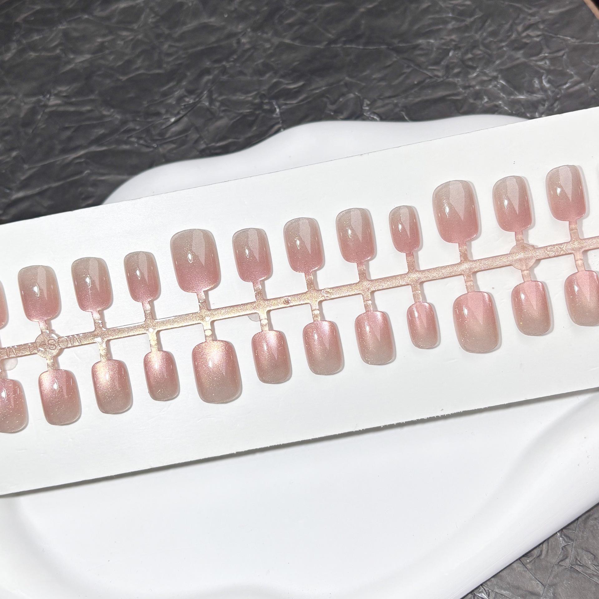 

Versatile Cat Eye Short Nails - Spring Clear Ins Style Art Patches