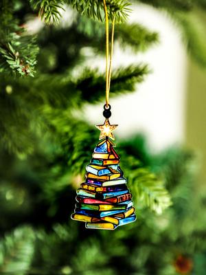 Christmas Tree Shaped Hanging Ornament, Colorful Stacked Books Design with Star Topper, Festive Gift for Book Lovers & Xmas Tree