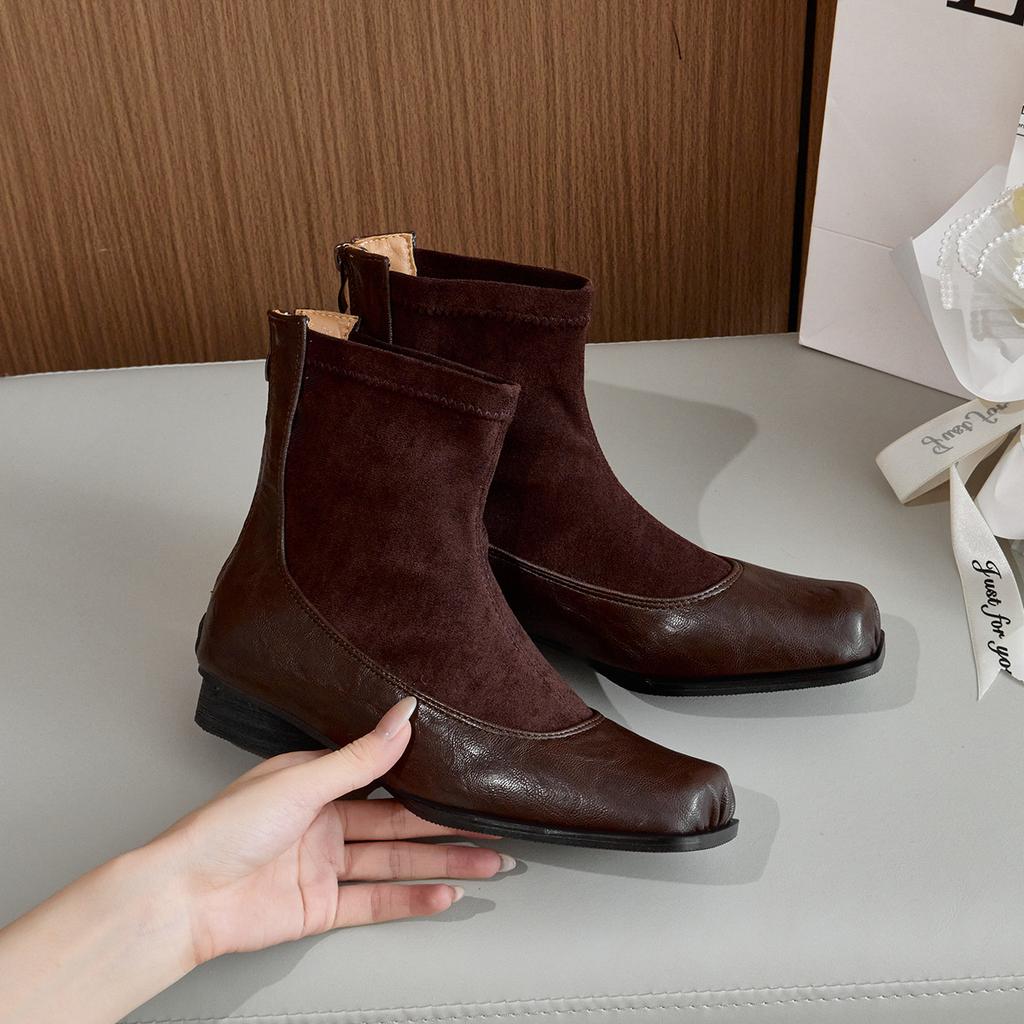 Brown Ballet Women's Boots Pig Nose Short Boots Leather Single Boots Skinny Boots Vintage Ballet Shoes Fall/Winter 2025