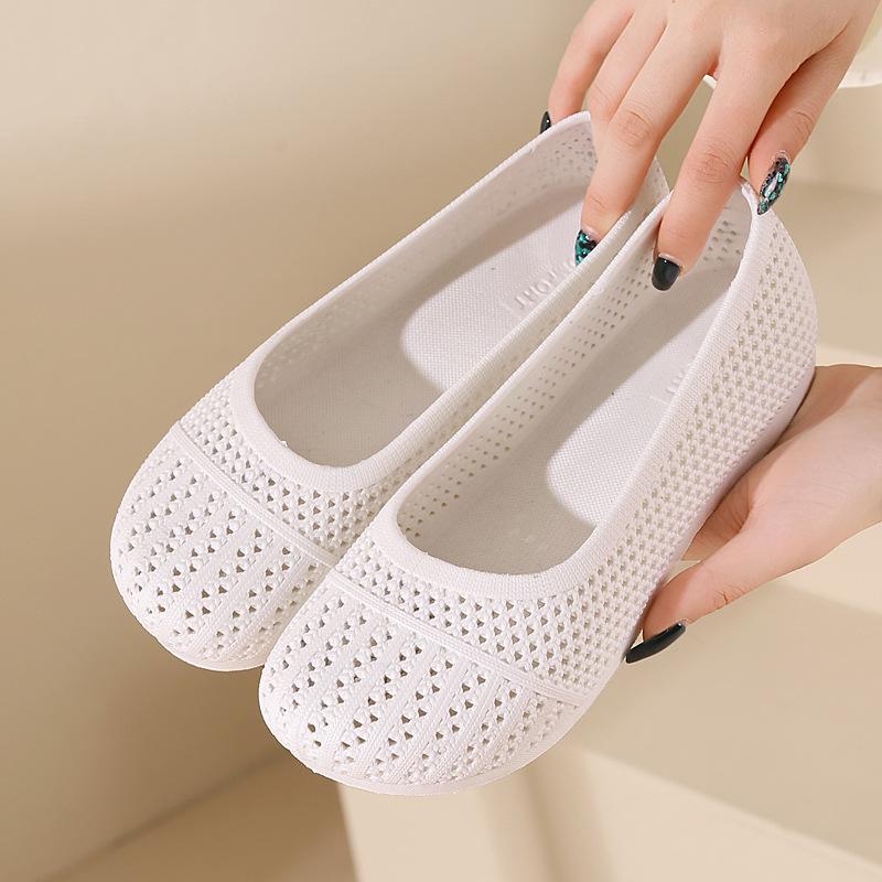 Été Nouveau Style Bout Perforé Creux Sandales Antidérapantes à Porter Chaussures Blanches Respirantes pour l'Extérieur, Chaussures de Plage Polyvalentes à Semelle Plate