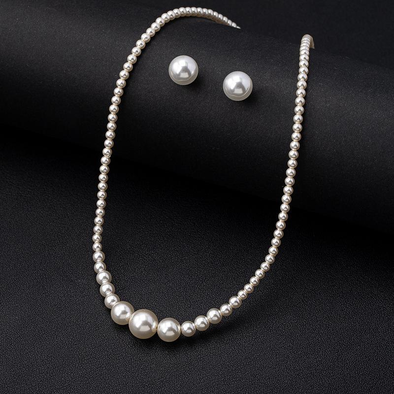 Classic gradual change pearl necklace light luxury niche design high sense temperament clavicle chain simple accessories necklace