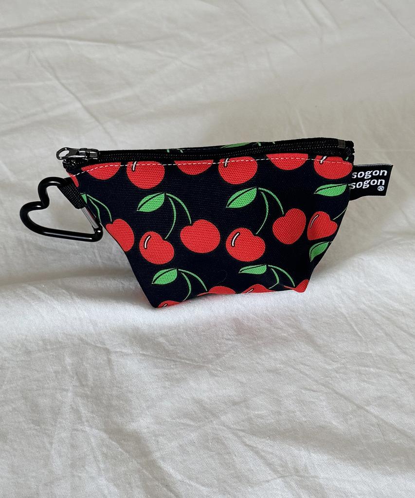 Sogonsogon Cherry Keyring Pouch S