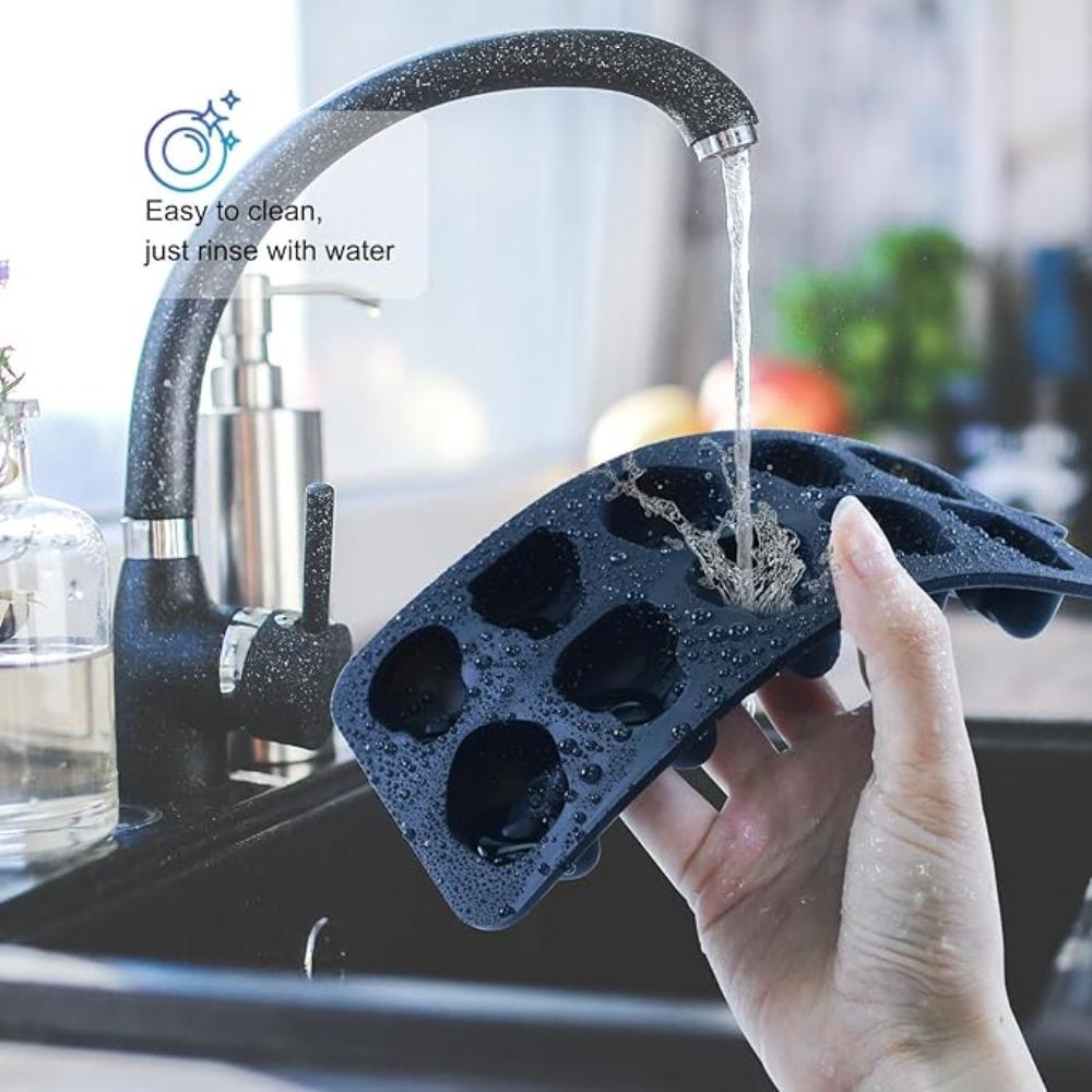 1 Pack 10 Cavities 3D Skull Ice Cube Mold Silicone Tray Maker Halloween Party Baking DIY Tools for Whiskey Cocktail Drinks