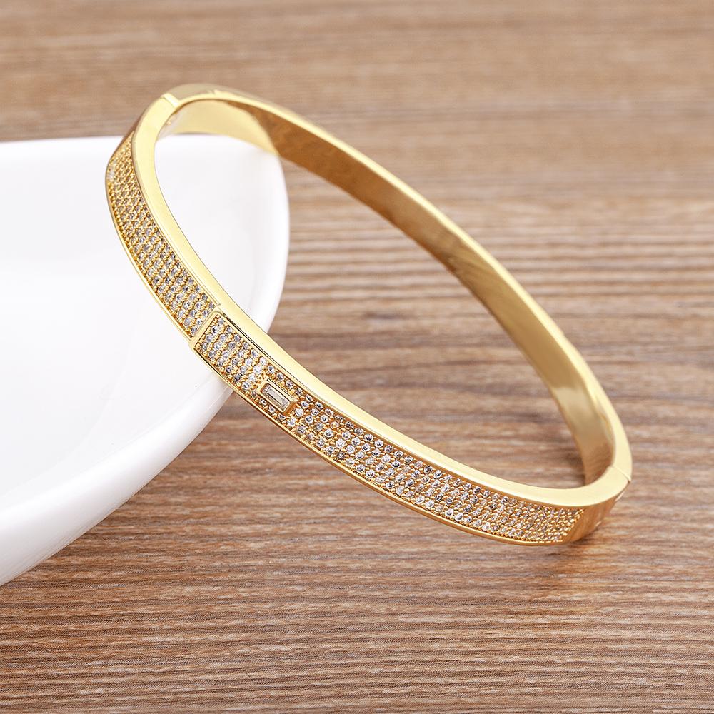 

Nidin New Fashion Pave Shiny Crystal Zircon Charm Bangle for Women Female Lady Engagement Wedding Party Jewelry Accessories Gift 56-58mm