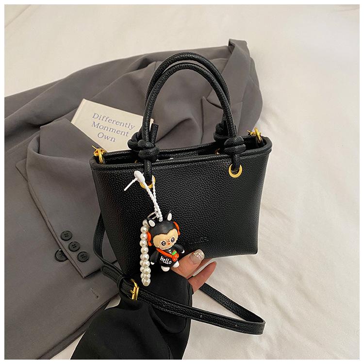 Lychee Pattern Texture Simple Portable Bucket Bag New Trendy Casual Women Versatile Commuter Messenger Bag