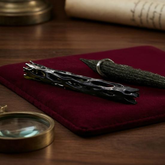 Jijijing One Wish Willow Stick, Wishing Wish-Making Snap Breakable Magic Charm, Creepy Decor for Haunted House & Film Memorabilia Display